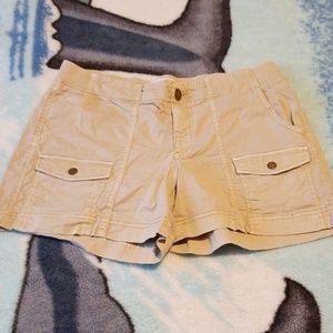 Woman's shorts